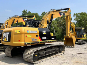 Used CAT 320D2 Excavator